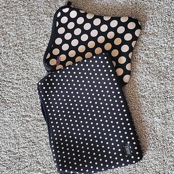 2 BUILT NEOPRENE TABLET SLEEVES - Picture 10 of 10